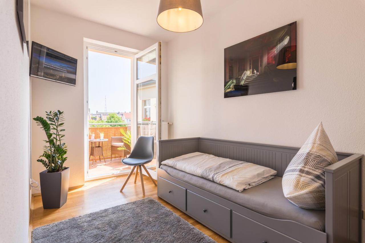 Apartment Media