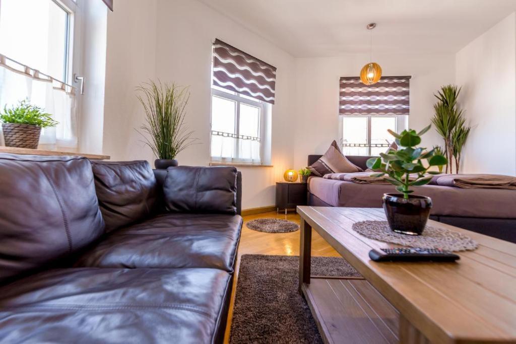 Apartment Media