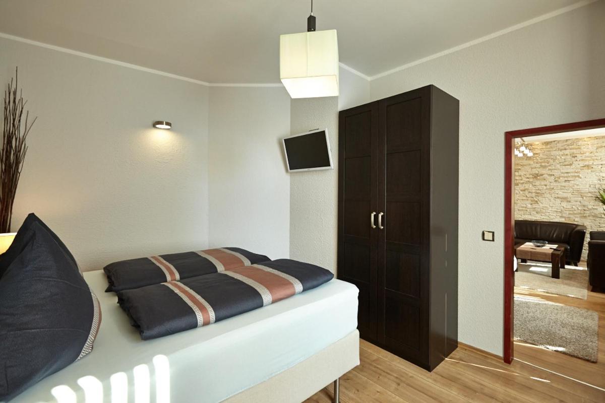 Media Apartment *