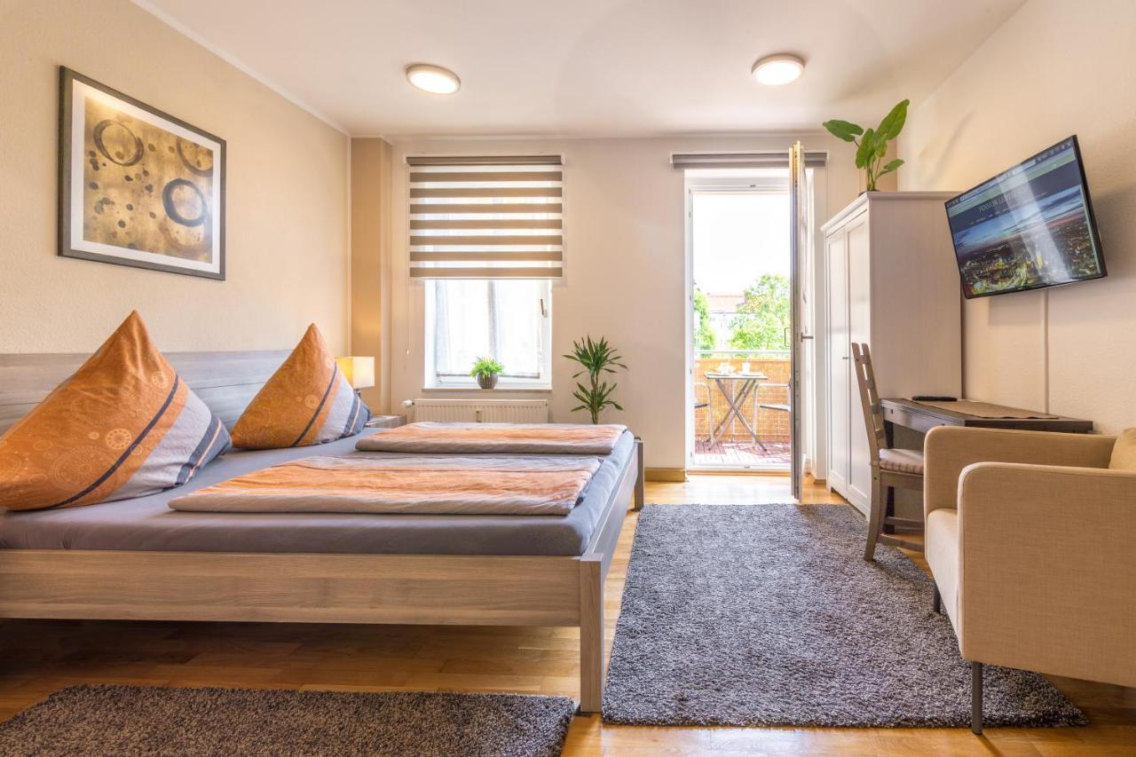 Media Apartment *